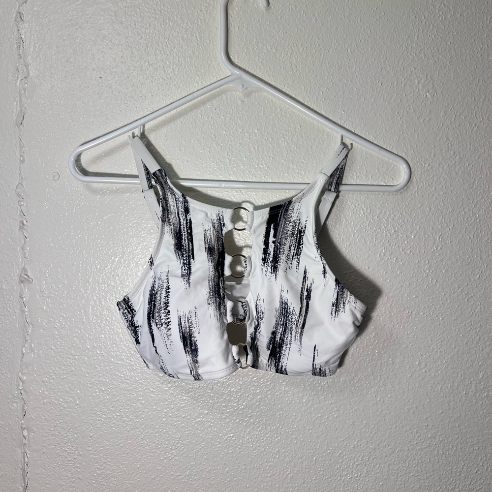 Stylish Black and White Women's Swim Top